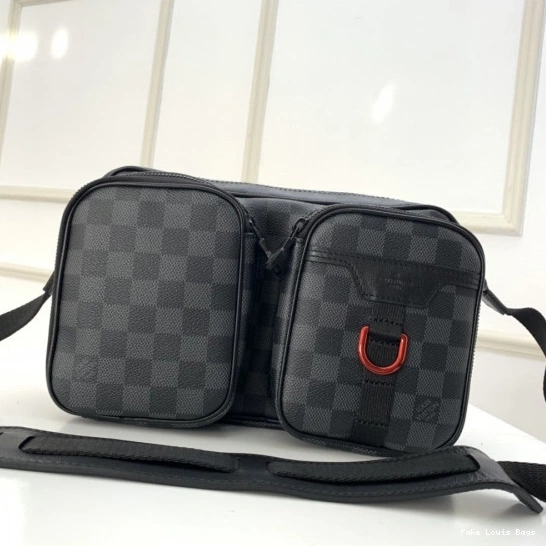 Fake Louis Bags VUITTON MESSENGER LOUIS UTILITY BAG 0819